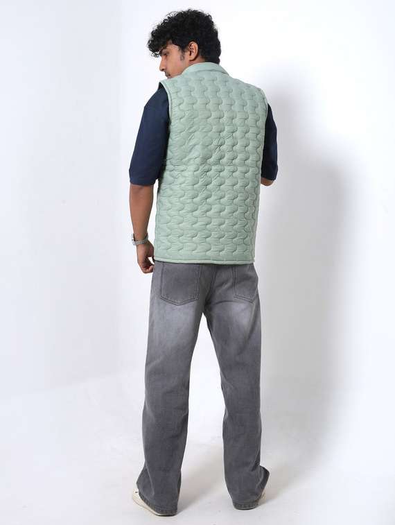 men solid sleeveless puffer jacket - 22145054 -  Standard Image - 4