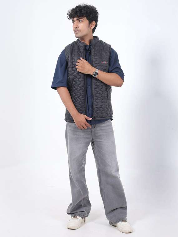 men solid sleeveless puffer jacket - 22145055 -  Standard Image - 4