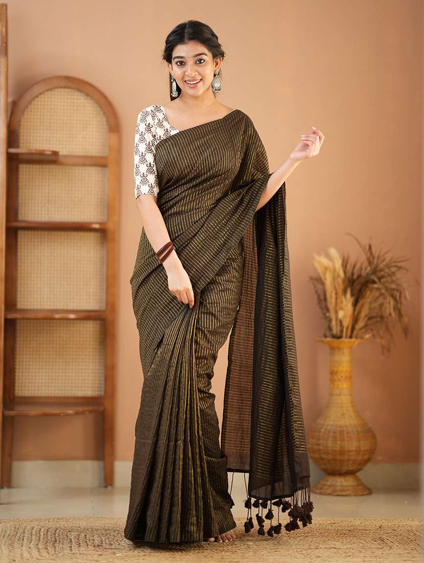 women striped handloom saree with blouse - 22145064 -  Standard Image - 1