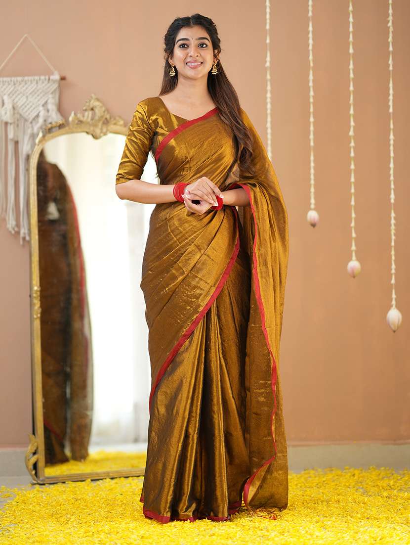 women solid handloom saree with blouse