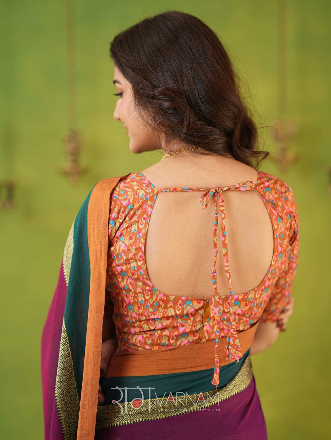 women solid with bordered narayanpet saree with blouse - 22145104 -  Standard Image - 4