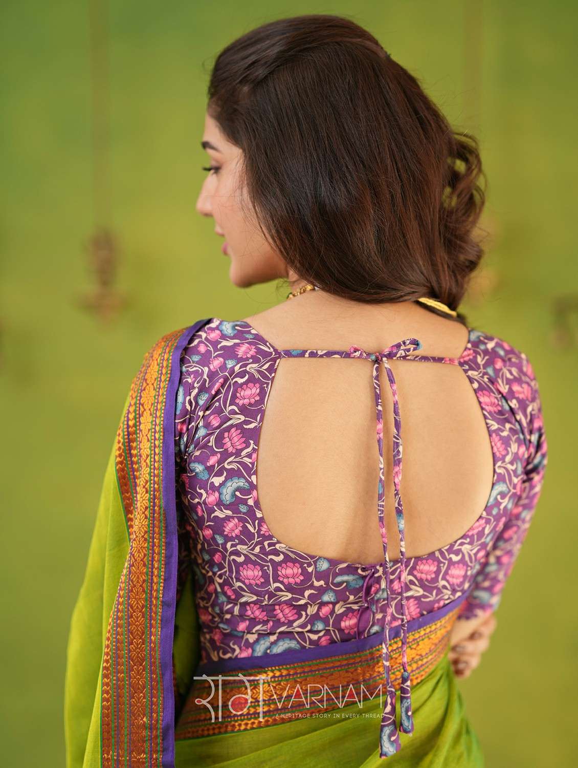 women solid with bordered narayanpet saree with blouse - 22145108 -  Standard Image - 4