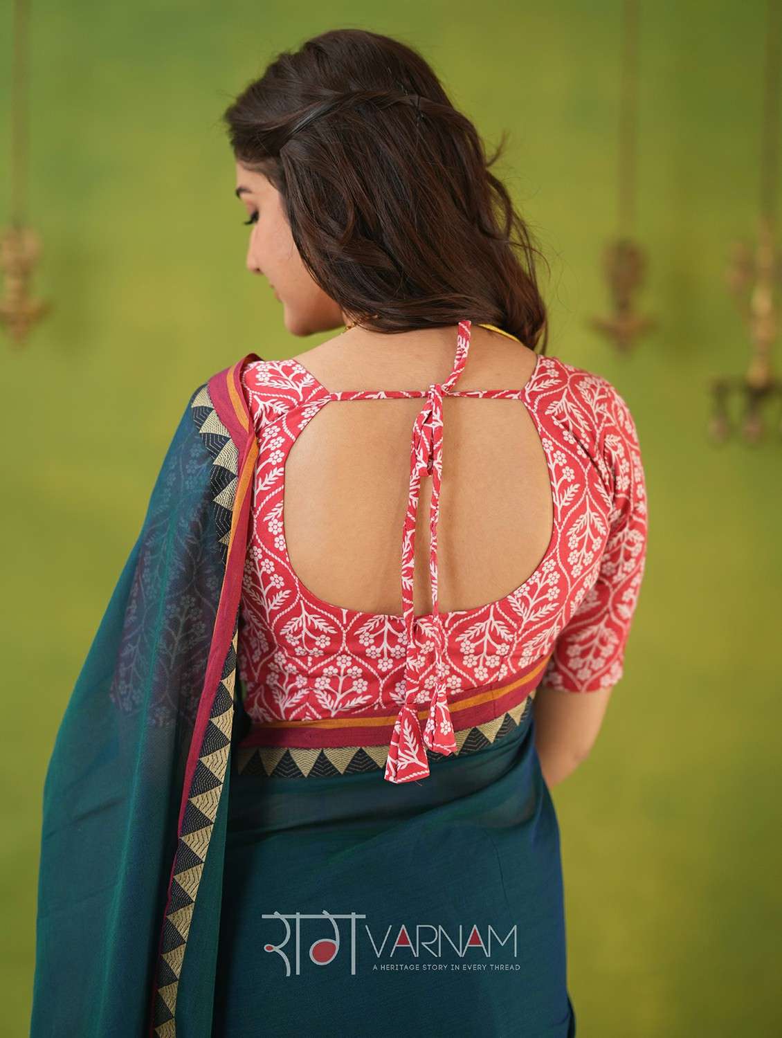 women solid with bordered narayanpet saree with blouse - 22145112 -  Standard Image - 4