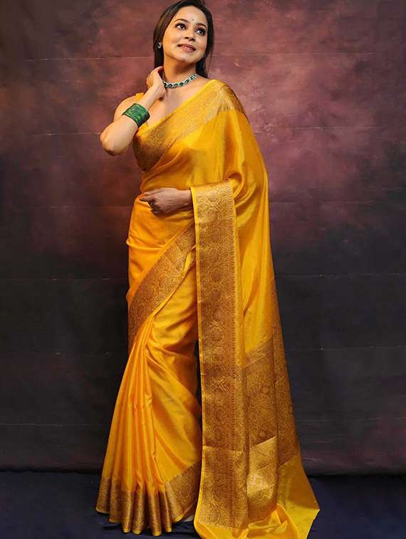 women solid with bordered saree with blouse - 22145237 -  Standard Image - 1