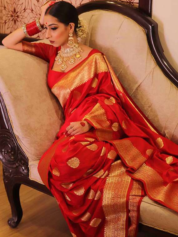 women self design banarasi saree with blouse - 22145295 -  Standard Image - 1