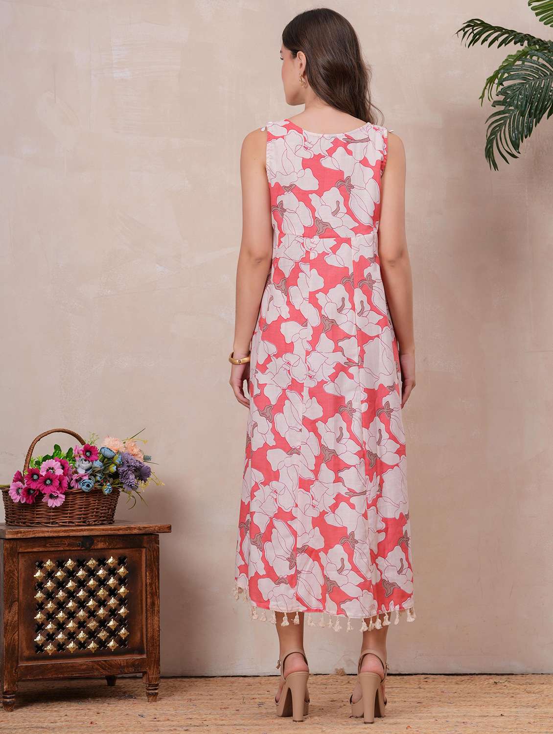 women floral printed sleeveless a-line ethnic dress - 22145858 - Standard Image - 4