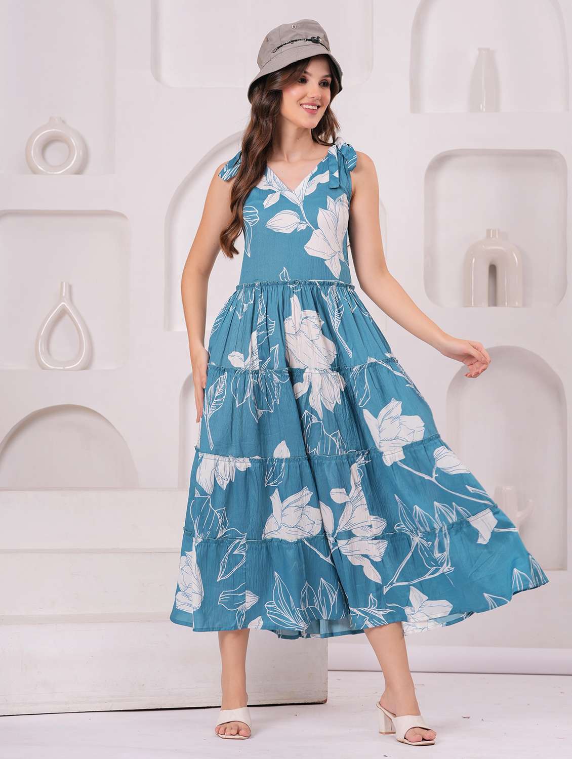 women floral printed sleeveless tiered dress
