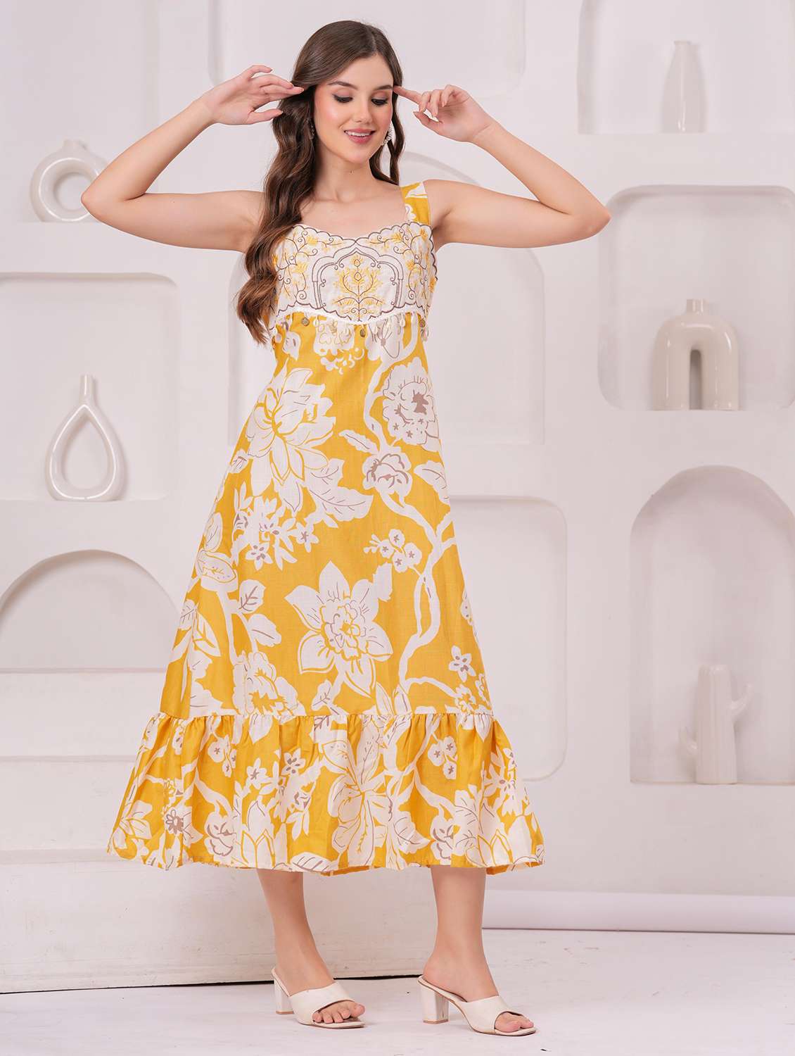 women floral printed sleeveless tiered dress - 22145865 - Standard Image - 1
