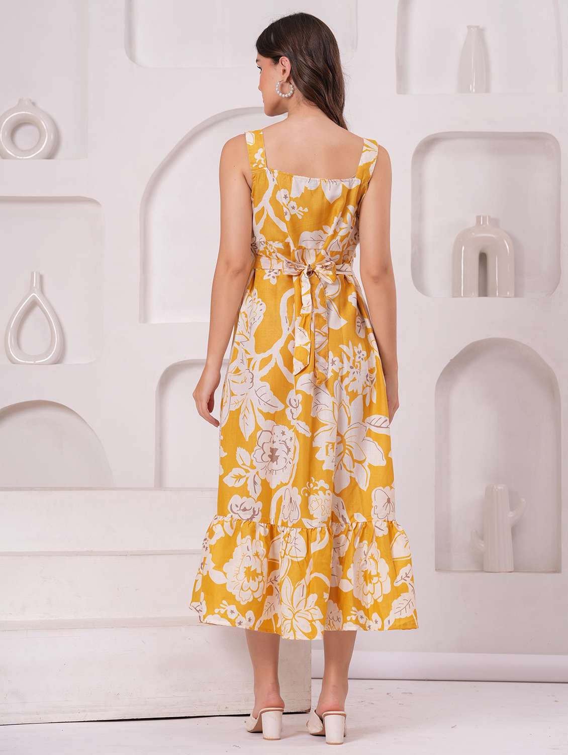 women floral printed sleeveless tiered dress - 22145865 - Standard Image - 4
