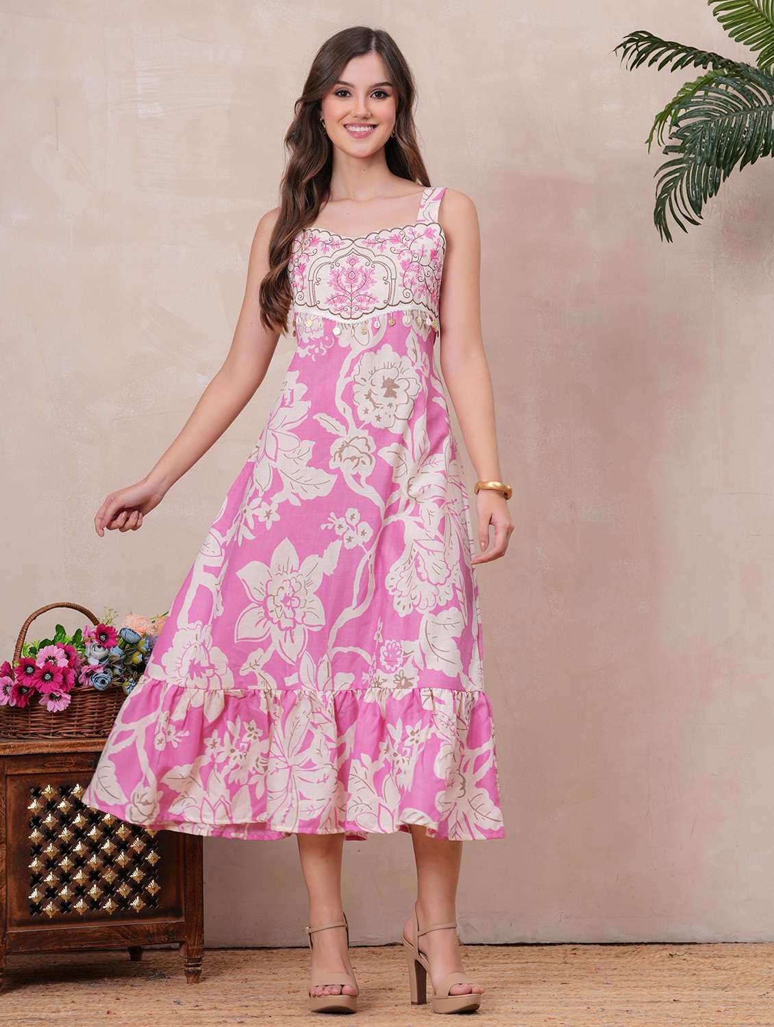 women floral printed sleeveless tiered dress