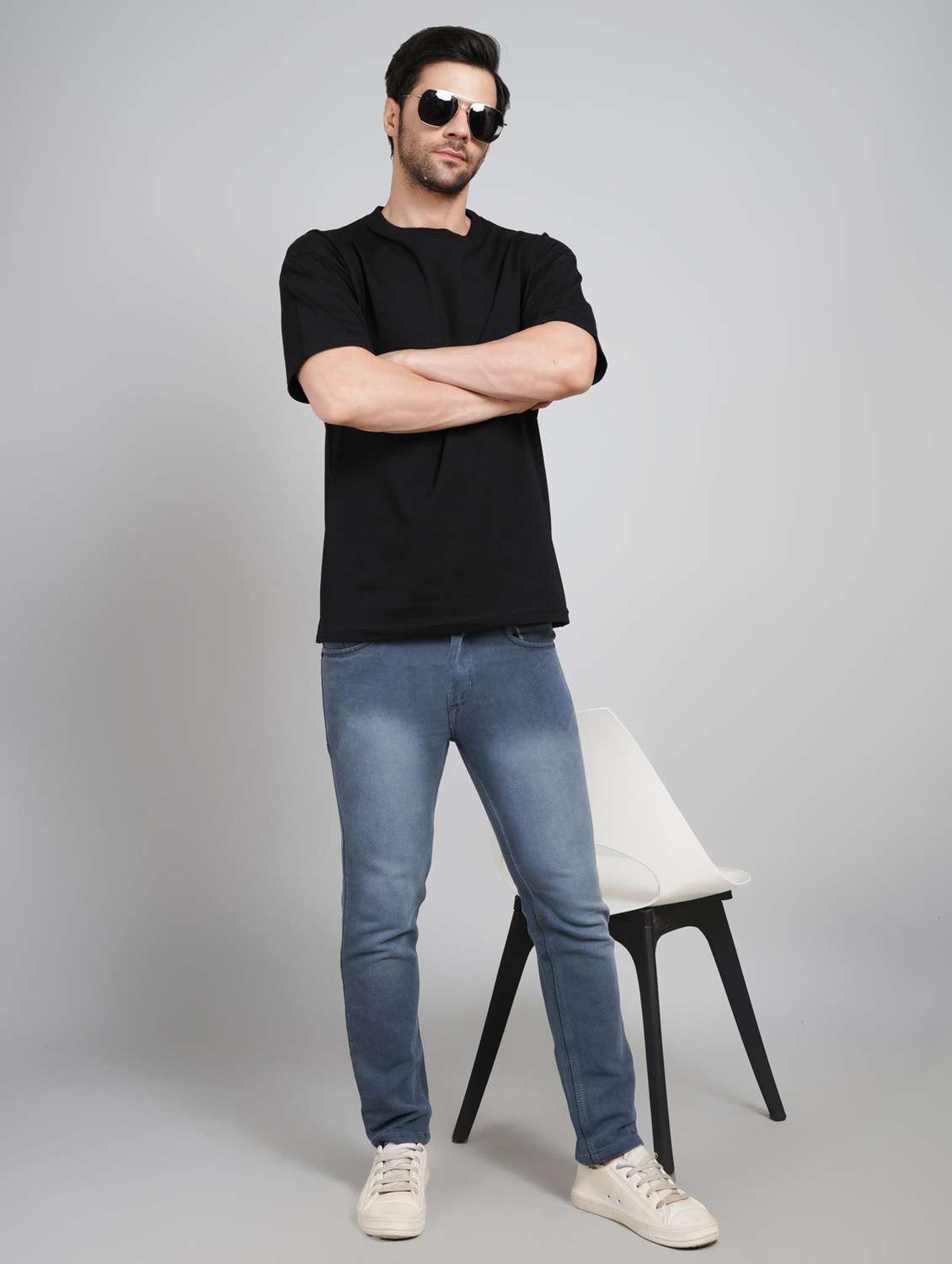 men washed mid rise slim fit jeans - 22145876 -  Standard Image - 4