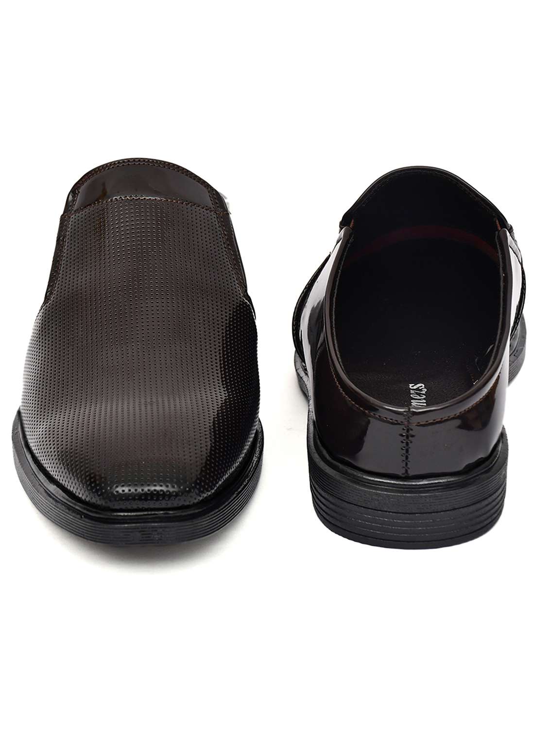 men textured slip on casual shoes - 22146044 -  Standard Image - 4