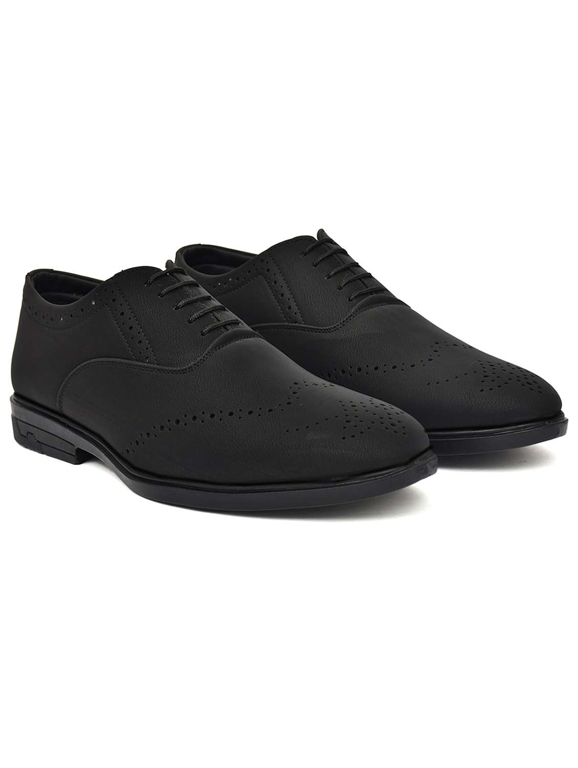 men black lace up brouge - 22146120 -  Standard Image - 1