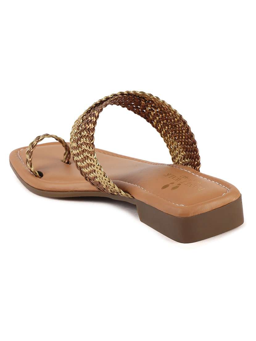 women textured one toe flat sandal - 22146152 -  Standard Image - 4