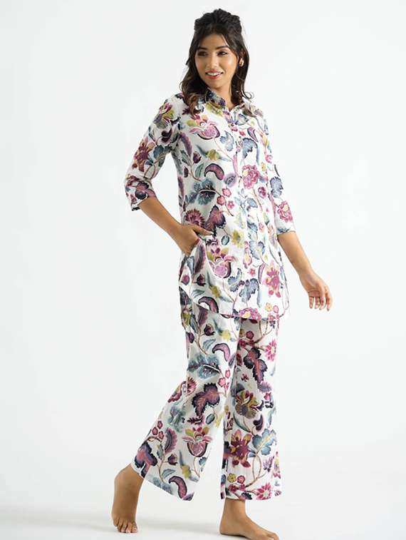 women three quarter sleeve regular fit ethnic co-ord set - 22146295 -  Standard Image - 1