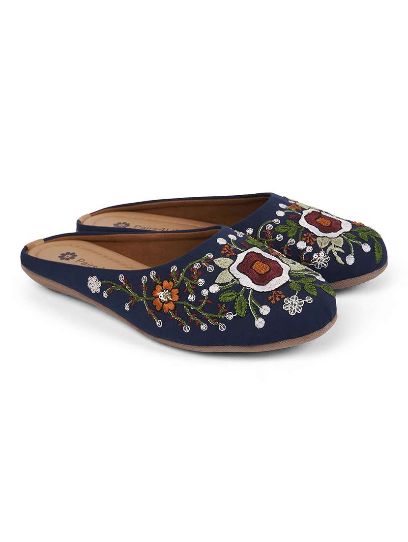 women embroidered slip on jutis - 22146565 -  Standard Image - 1