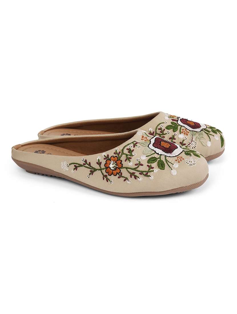 women embroidered slip on jutis - 22146566 -  Standard Image - 1