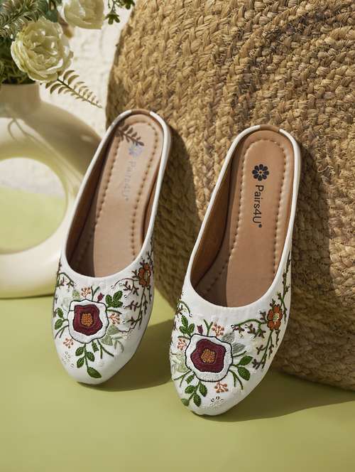 women embroidered slip on jutis - 22146567 -  Standard Image - 0