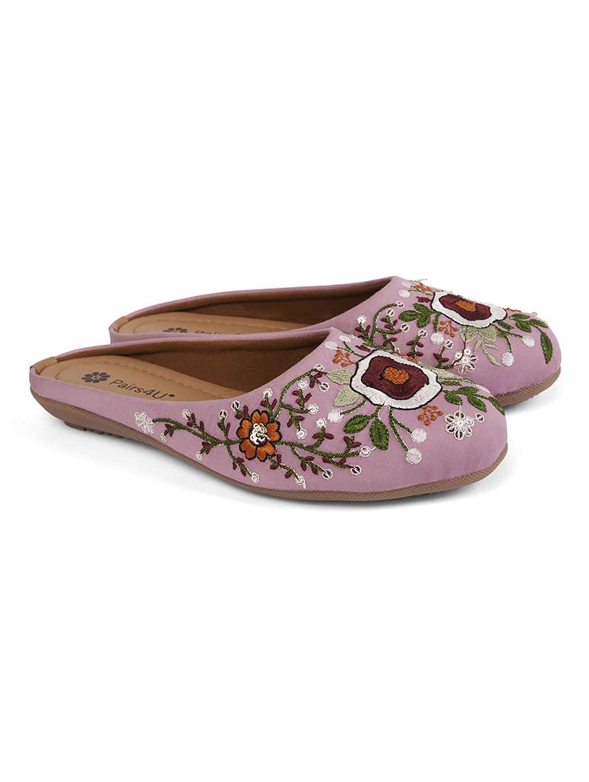 women embroidered slip on jutis - 22146569 -  Standard Image - 1
