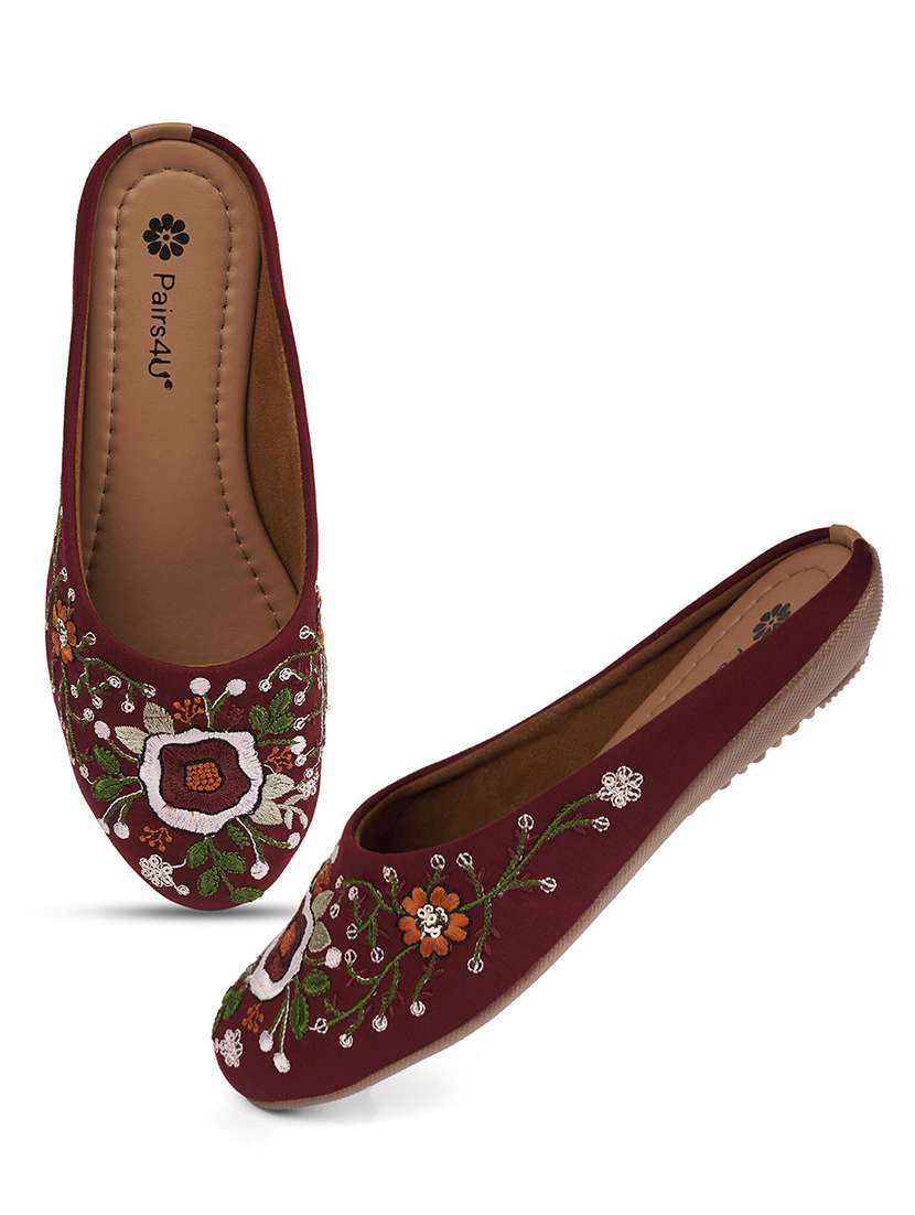 women embroidered slip on jutis - 22146571 -  Standard Image - 4