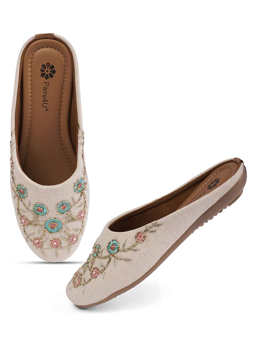 women embroidered slip on jutis - 22146573 -  Standard Image - 4