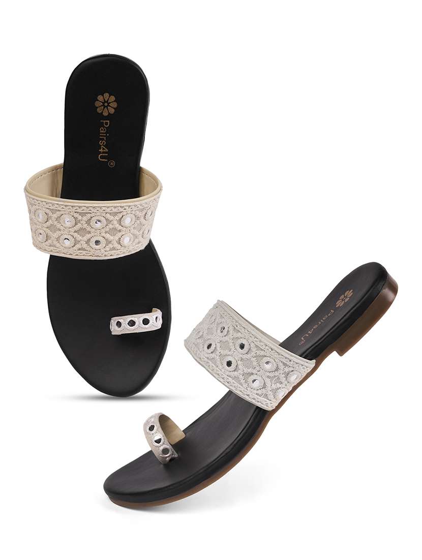 women white one toe sandal - 22146579 - Standard Image - 4