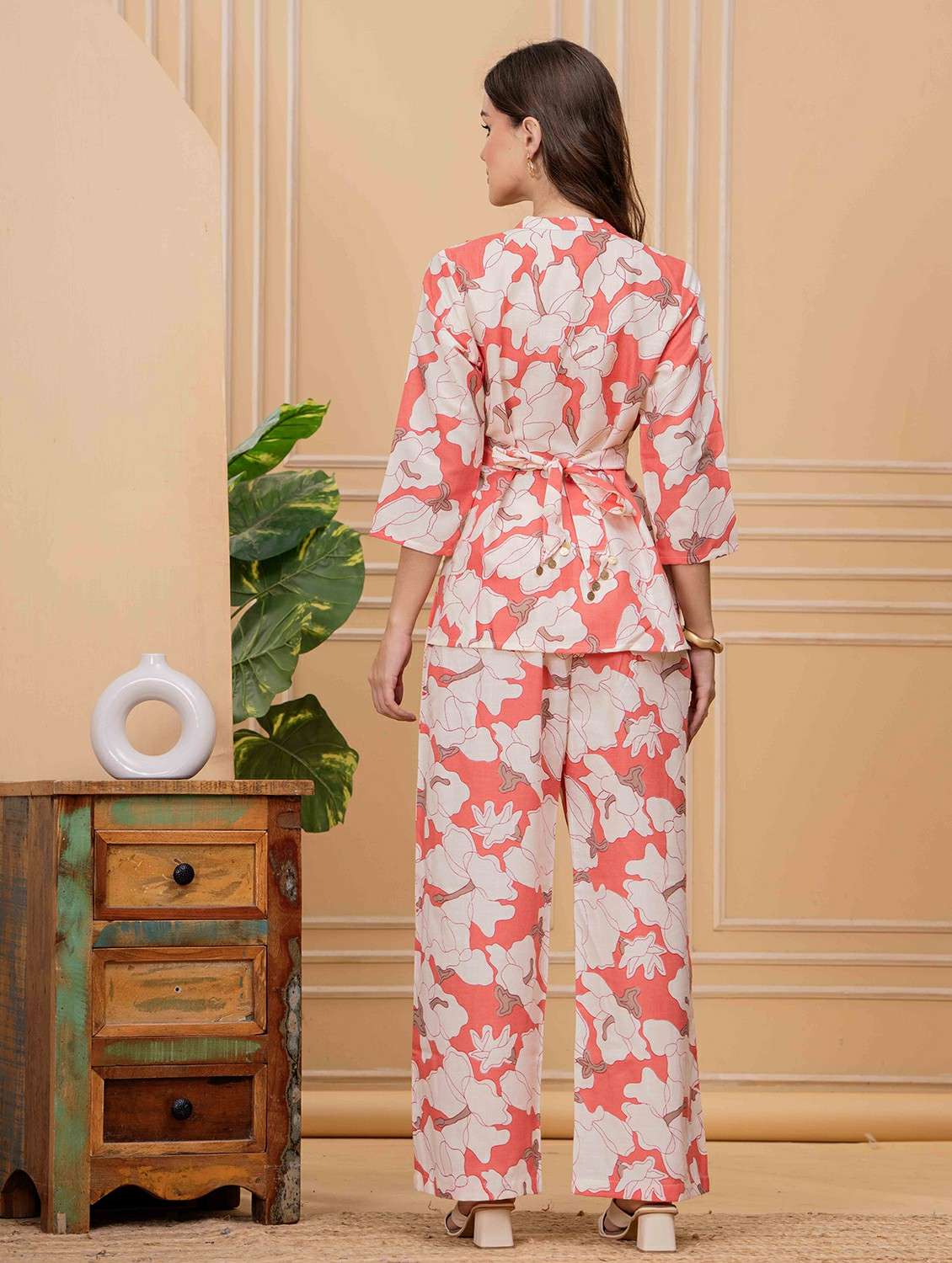 women three quarter sleeve regular fit ethnic co-ord set - 22146633 -  Standard Image - 4