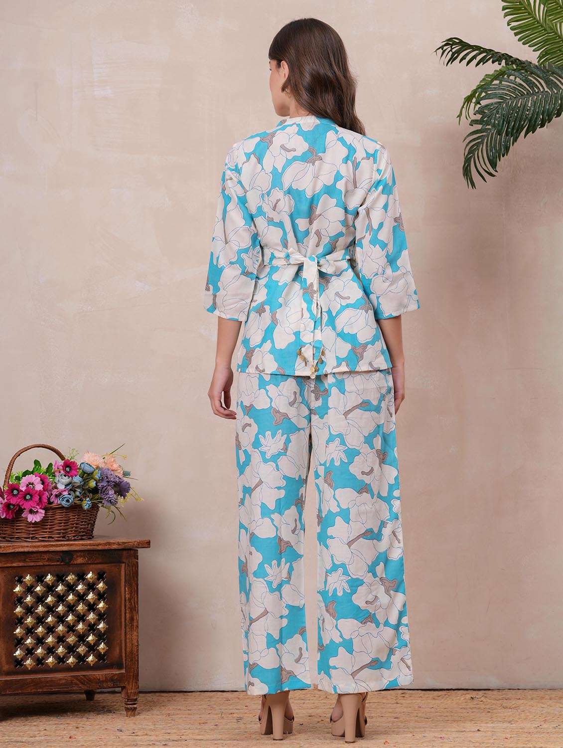 women three quarter sleeve regular fit ethnic co-ord set - 22146634 -  Standard Image - 4