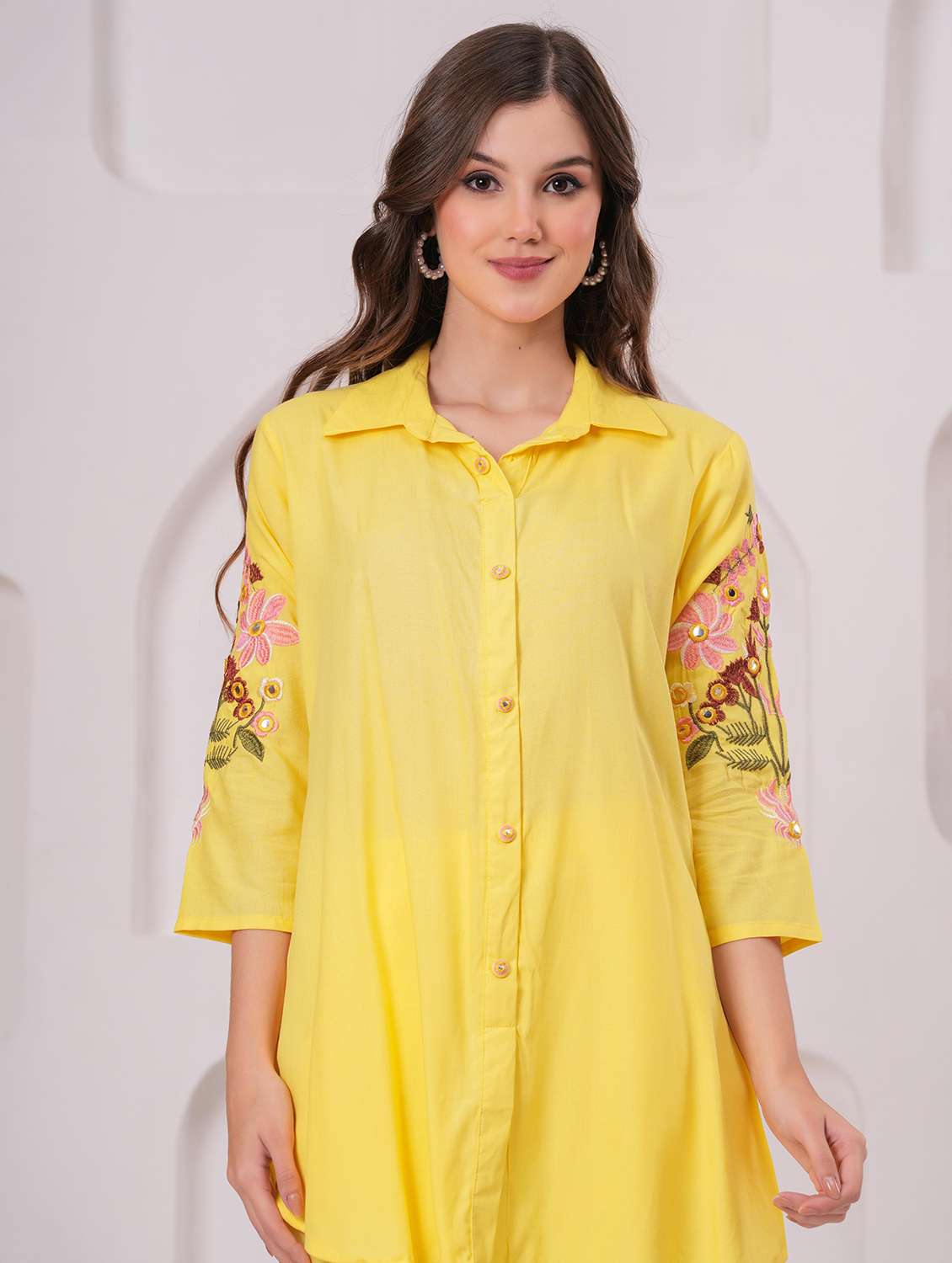 women three quarter sleeve regular fit ethnic co-ord set - 22146640 -  Standard Image - 4