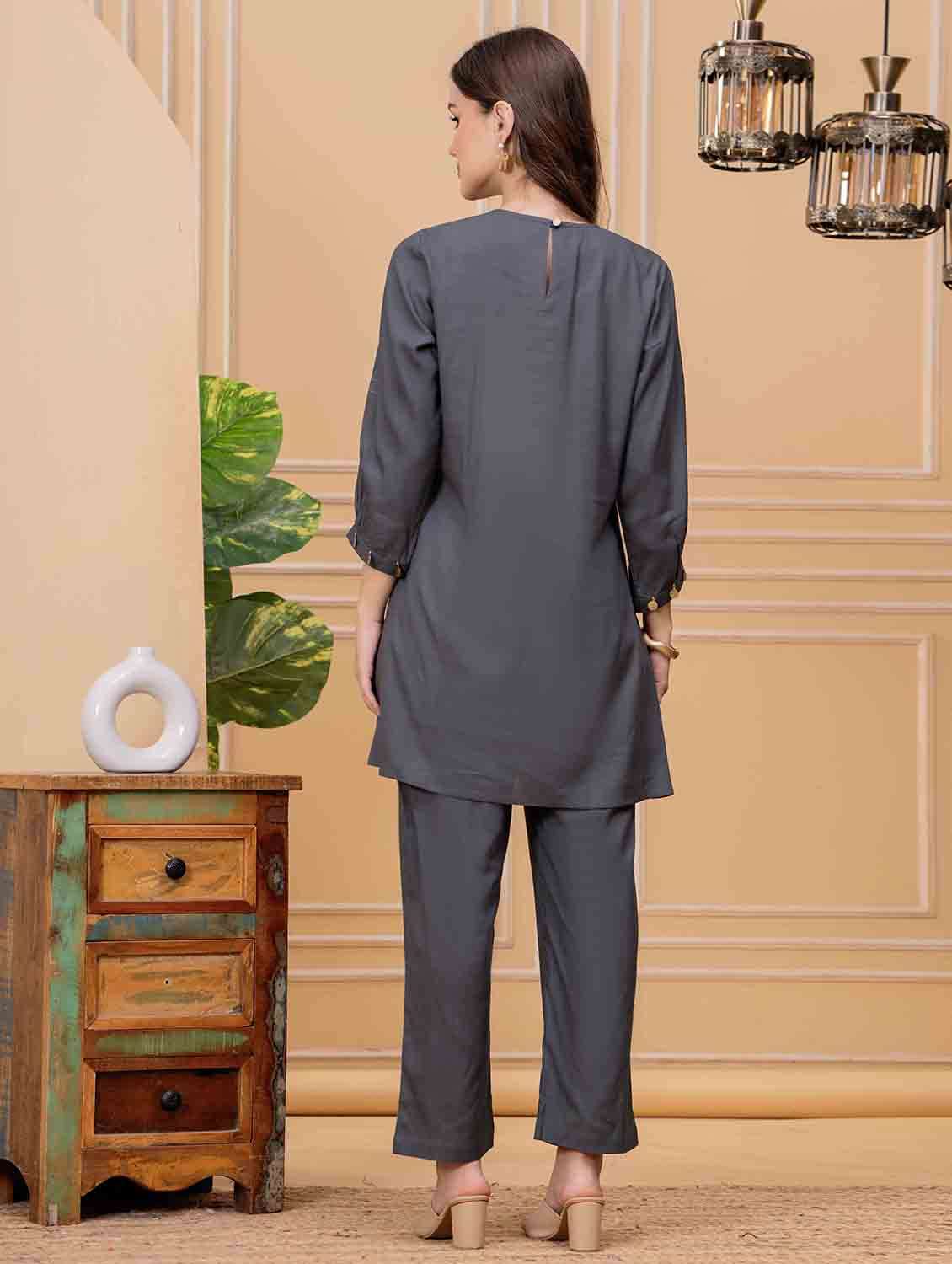 women three quarter sleeve regular fit ethnic co-ord set - 22146641 -  Standard Image - 4