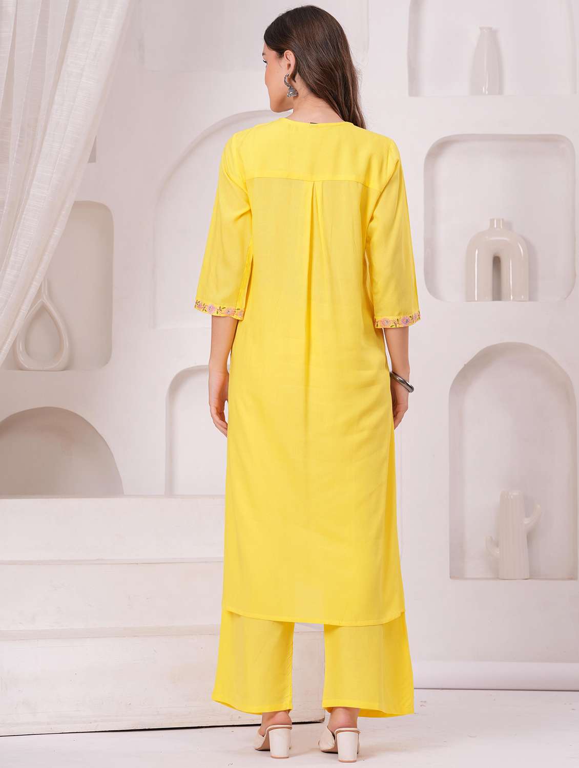 women embroidered three quarter sleeve kurta palazzo set - 22146646 -  Standard Image - 4