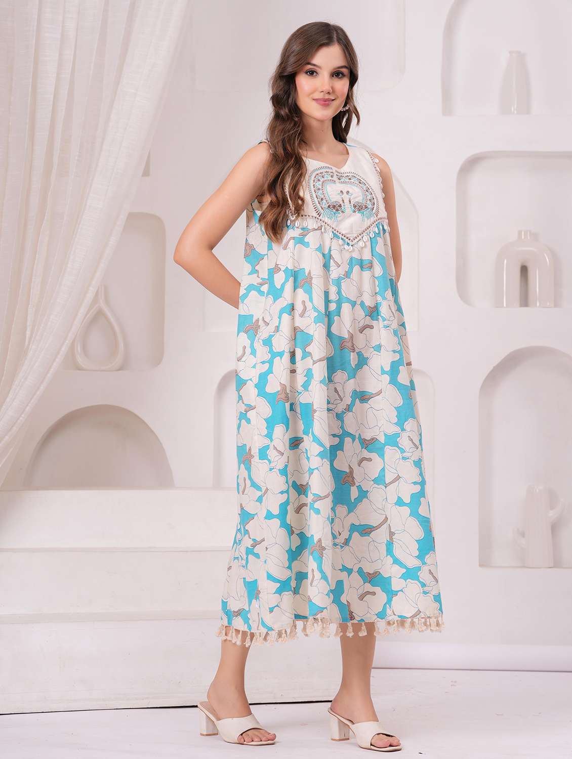 women floral sleeveless a-line ethnic dress - 22146671 - Standard Image - 1
