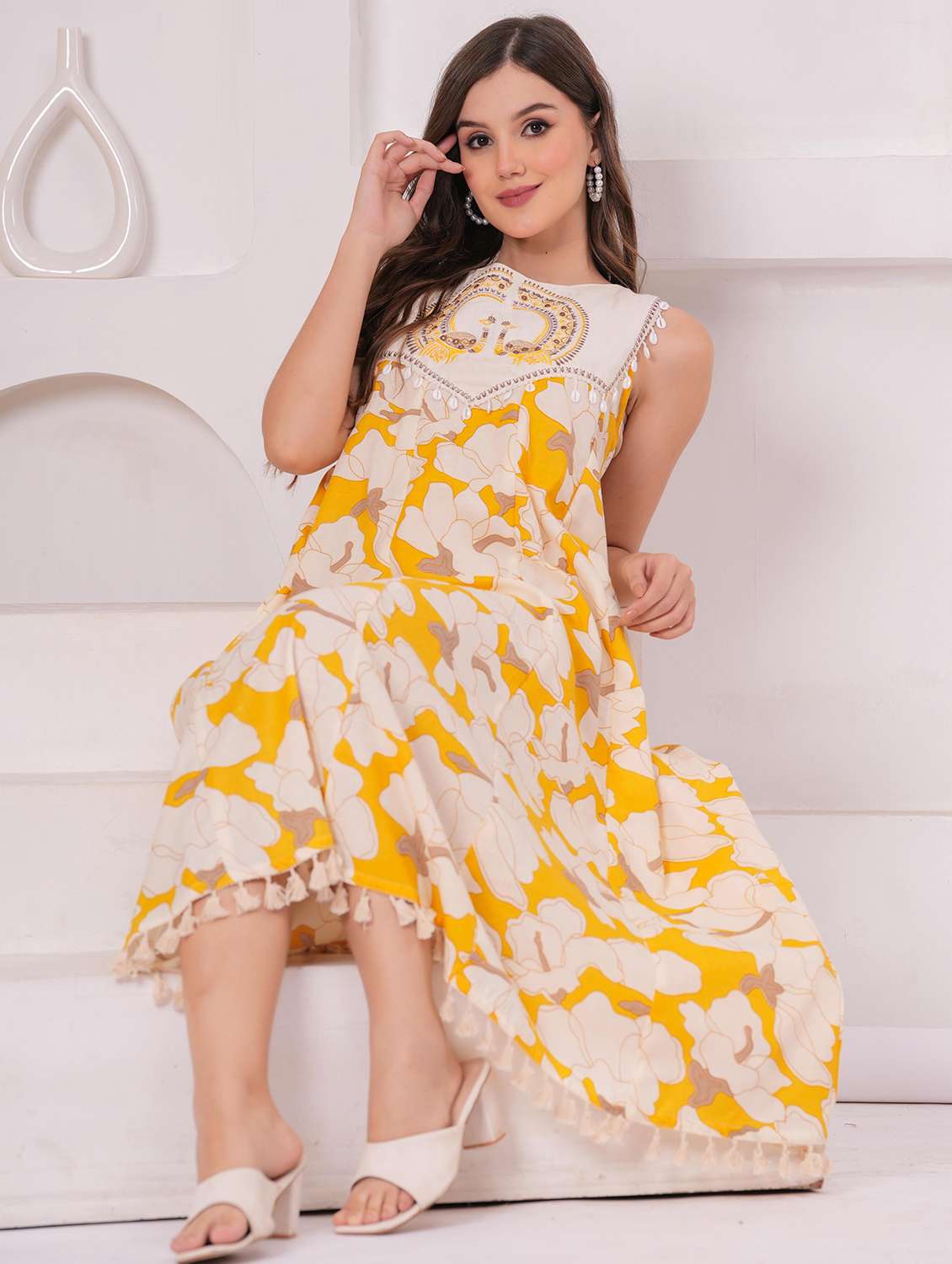 women floral sleeveless a-line ethnic dress - 22146672 -  Standard Image - 1