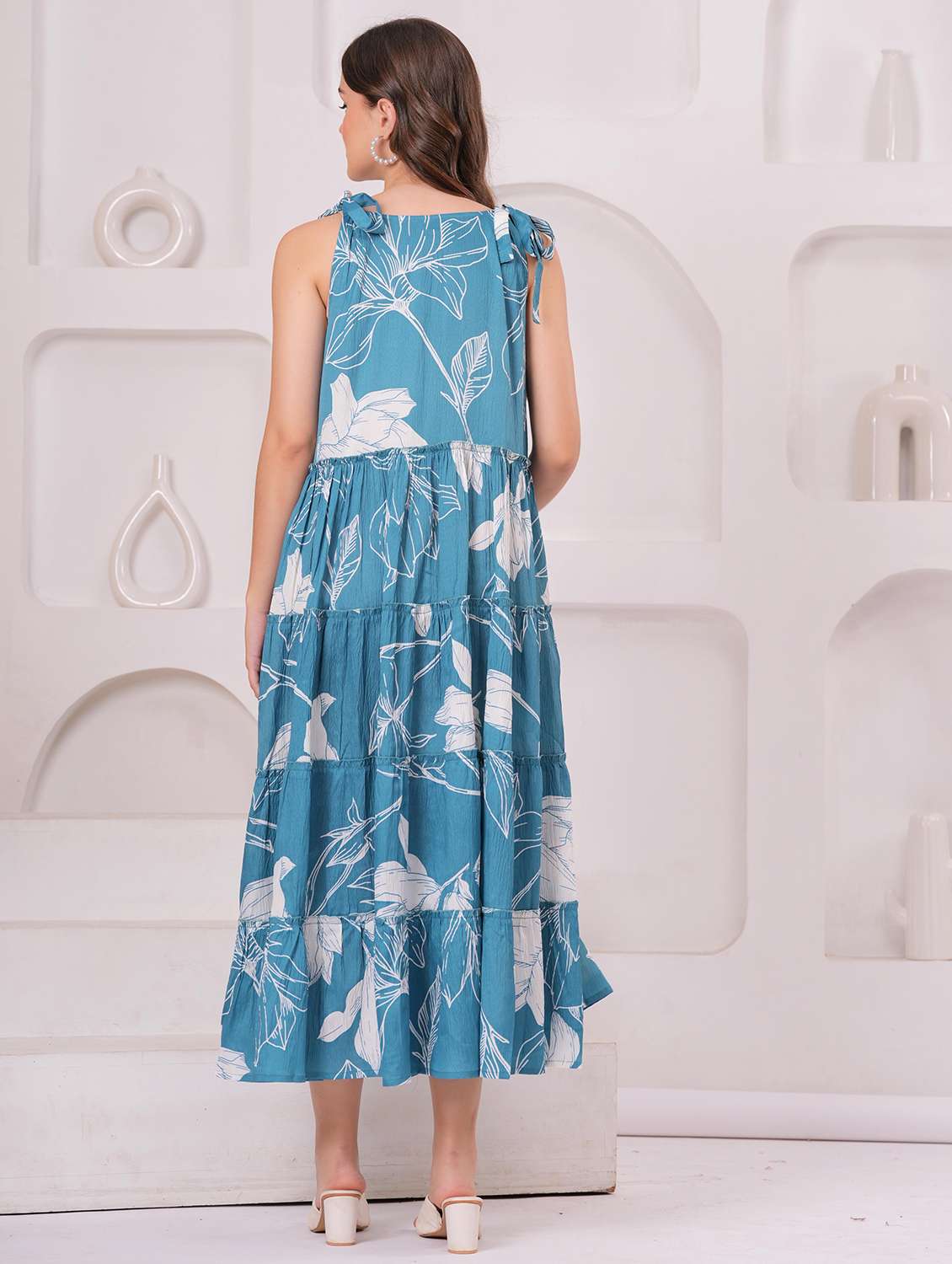 women floral printed shoulder strap tiered dress - 22146676 - Standard Image - 4