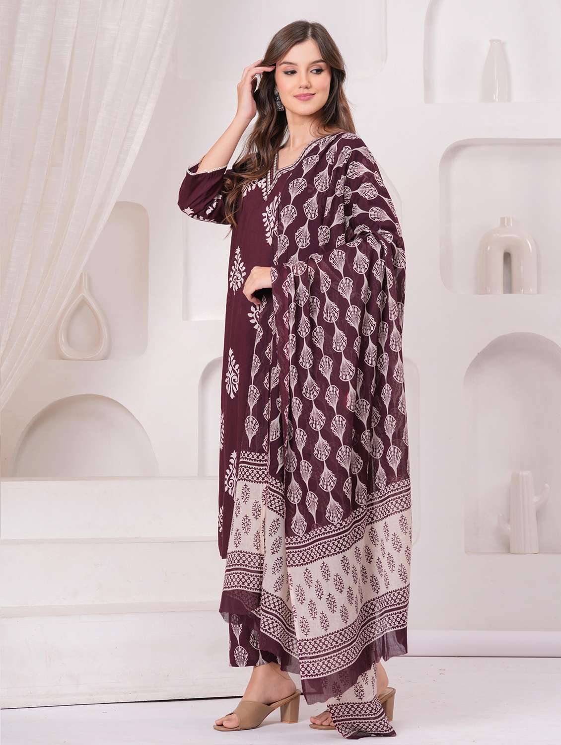 women printed three quarter sleeve kurta pant with dupatta set - 22146750 -  Standard Image - 1