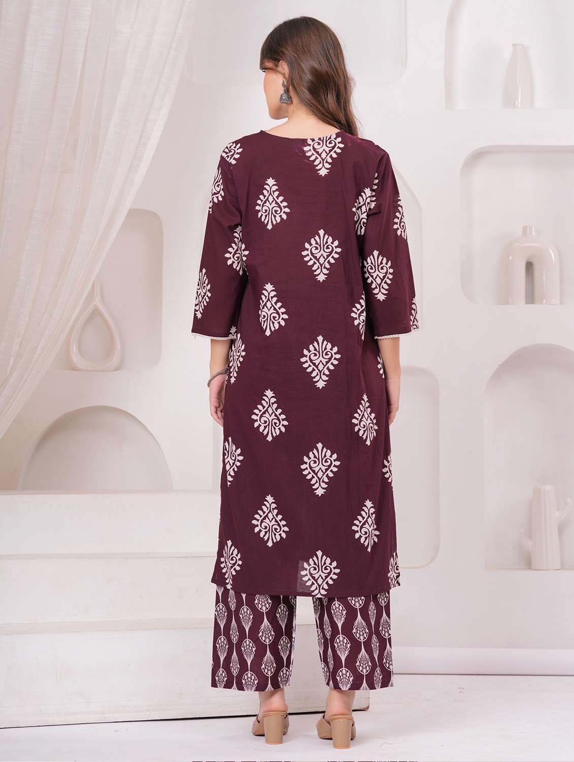women printed three quarter sleeve kurta pant with dupatta set - 22146750 -  Standard Image - 4