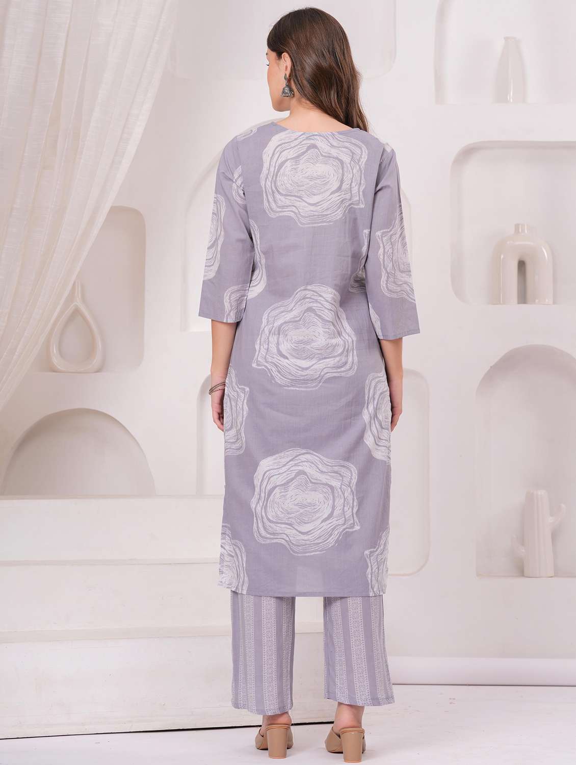 women printed three quarter sleeve kurta pant with dupatta set - 22146751 -  Standard Image - 4