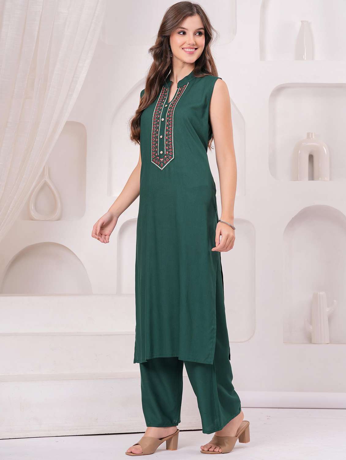 women embroidered sleeveless kurta palazzo set - 22146755 -  Standard Image - 1