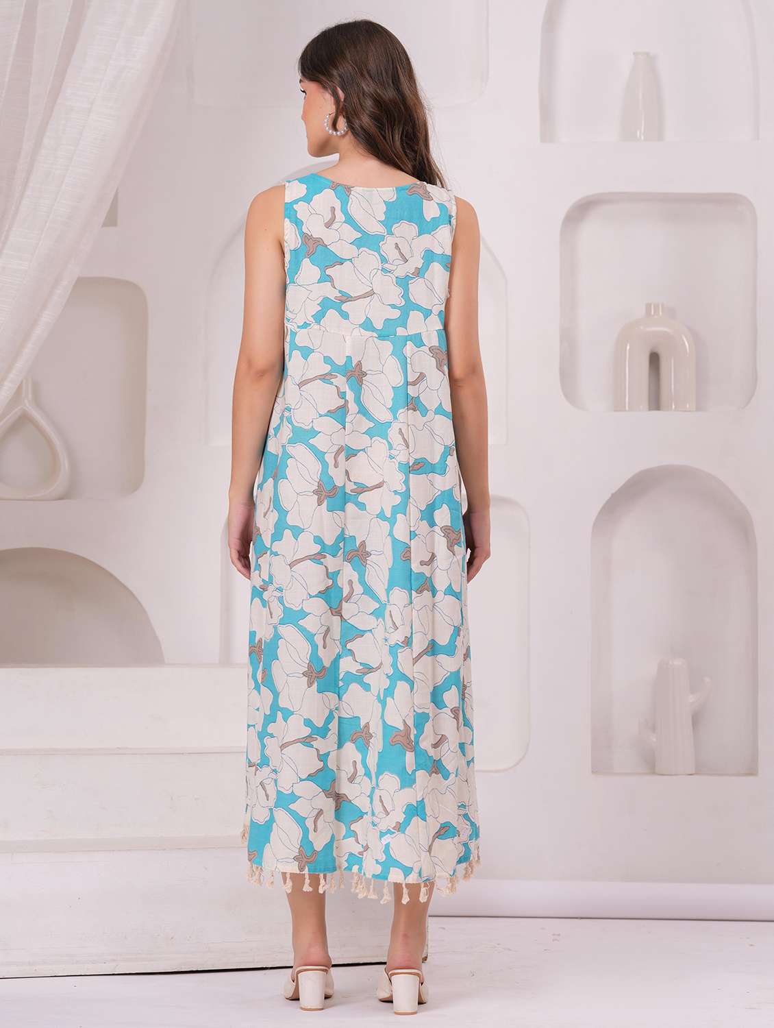 women floral sleeveless a-line ethnic dress - 22146763 -  Standard Image - 4
