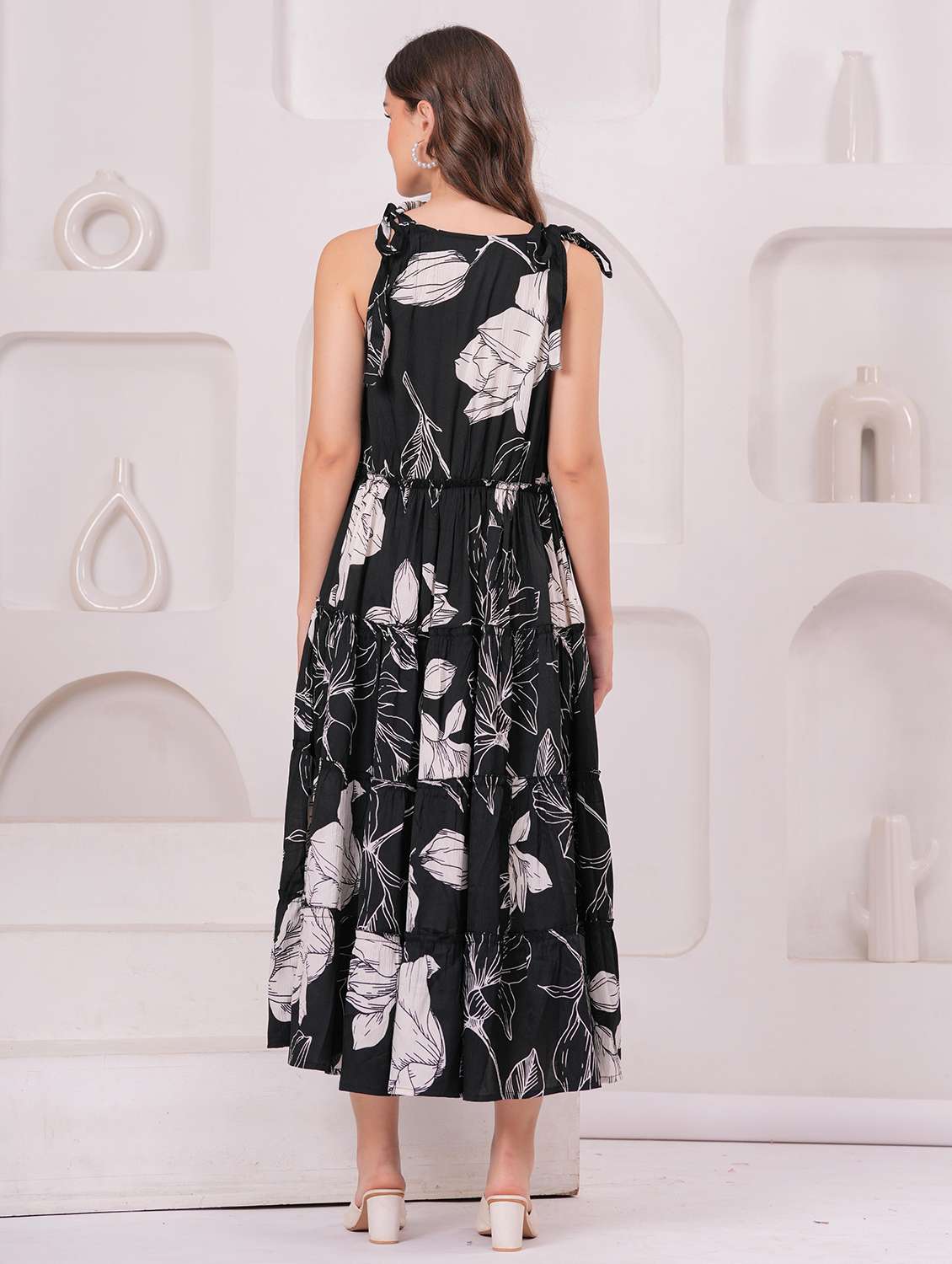 women floral printed shoulder strap tiered dress - 22146765 -  Standard Image - 4