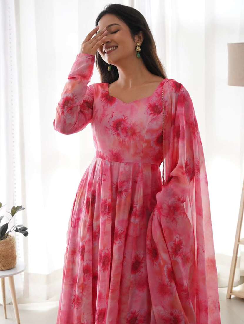 women floral printed long sleeve kurta pant with dupatta set - 22147146 -  Standard Image - 4