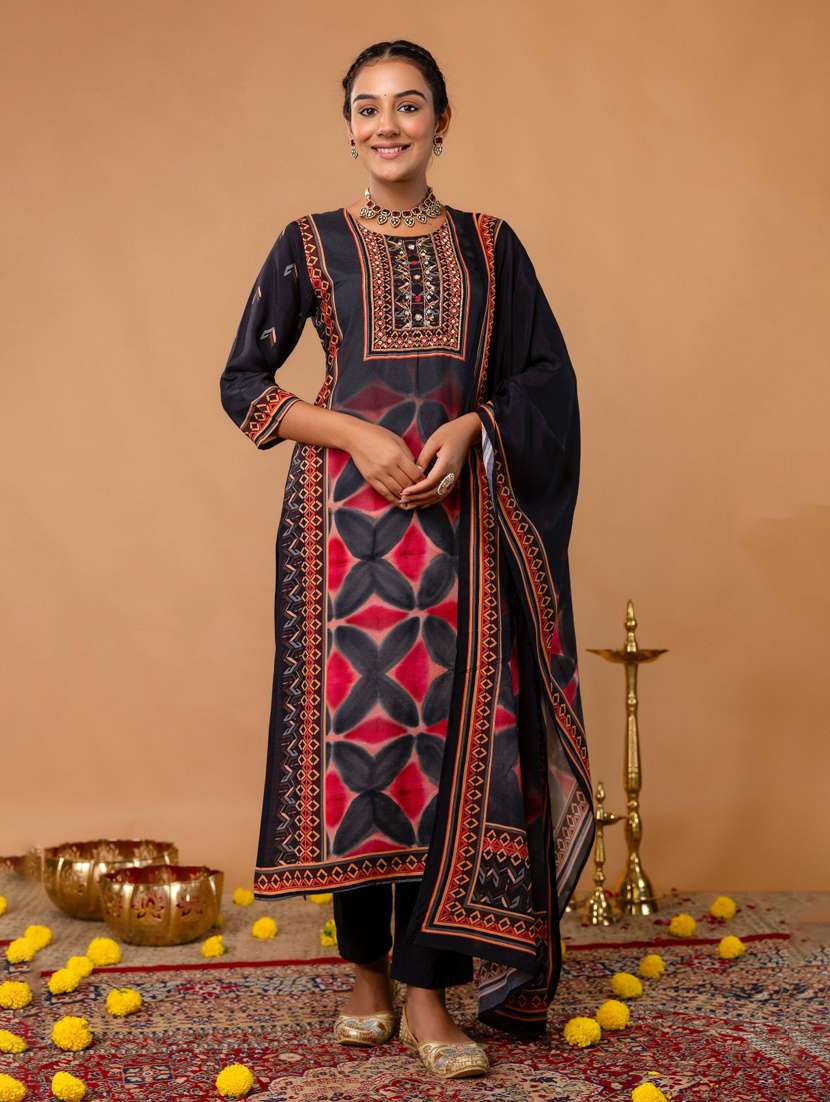 women printed three quarter sleeve kurta pant with dupatta set - 22147208 -  Standard Image - 1