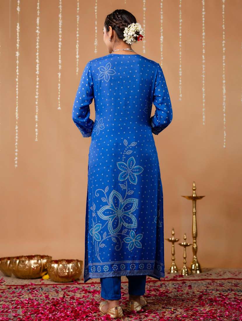 women printed three quarter sleeve kurta pant with dupatta set - 22147221 -  Standard Image - 4