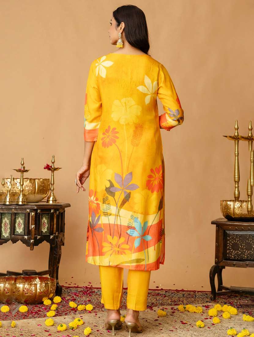 women floral three quarter sleeve kurta pant with dupatta set - 22147223 -  Standard Image - 4