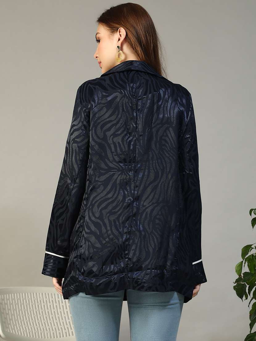 women self designed long sleeve long shrug - 22147528 -  Standard Image - 4