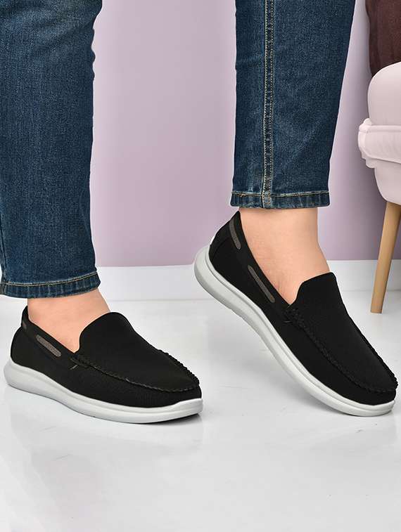men black slip on loafer
