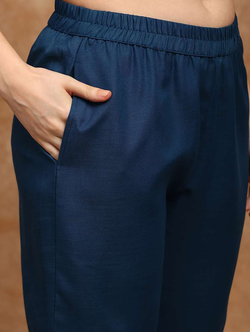 women embroidered three quarter sleeve kurta pant set - 22147797 -  Standard Image - 4