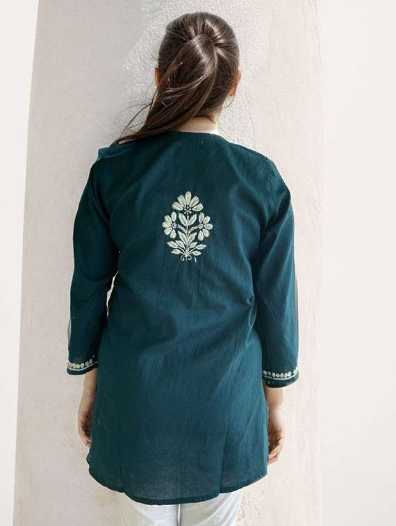 women embroidered three quarter sleeve straight kurti - 22147966 -  Standard Image - 1