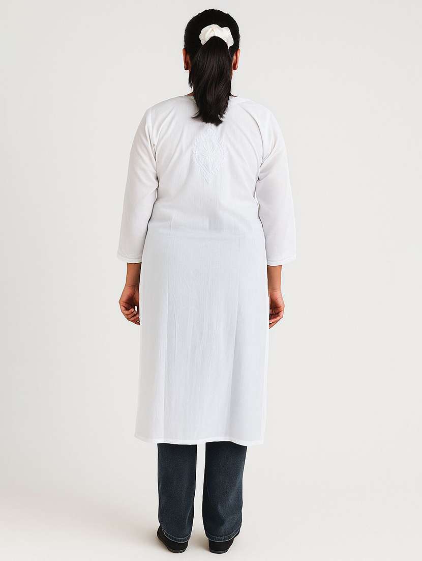 women embroidered three quarter sleeve straight kurta - 22147990 -  Standard Image - 4