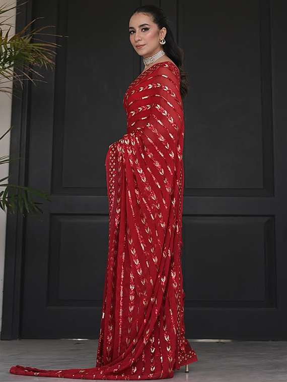 women solid with work embellished saree with blouse - 22148147 -  Standard Image - 1